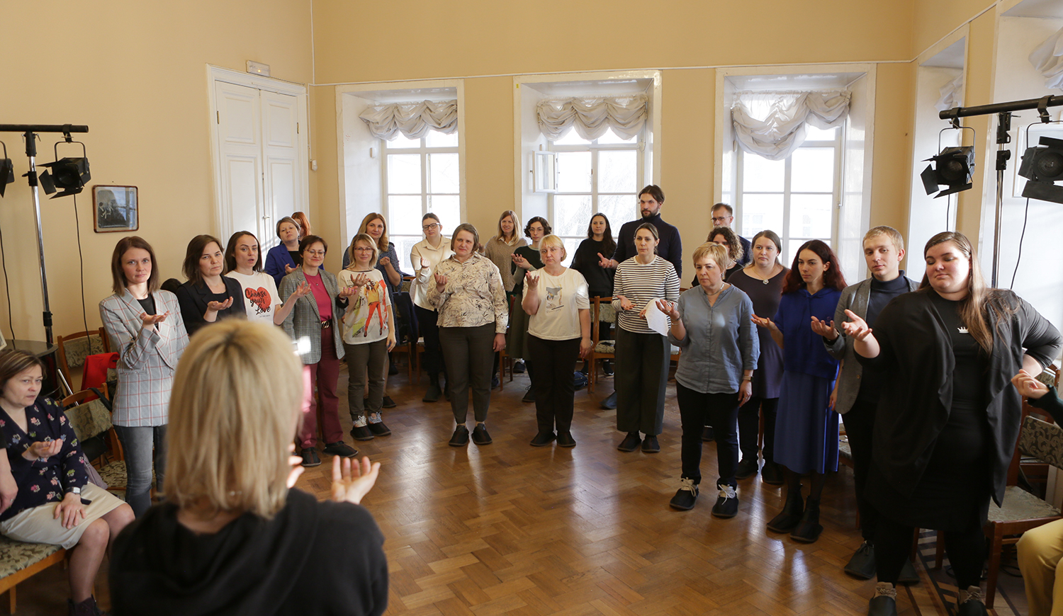 Руководители столичных школьных театров получили уроки актерского ...