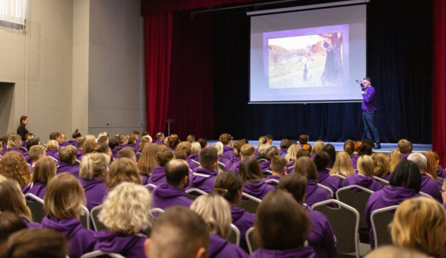 002_oA7u7GoXUuQ_repost